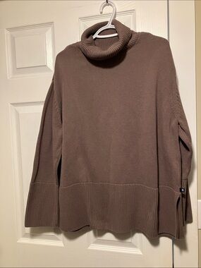 GAP Brown Turtleneck Sweater